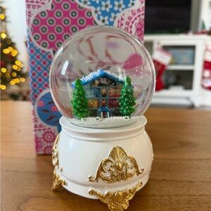 Taylor Swift Lover holiday snow globe